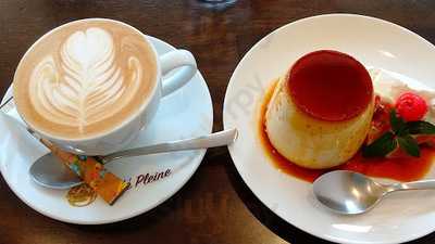 カフェ プレンヌ