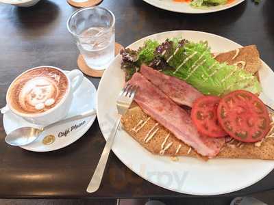 カフェ プレンヌ