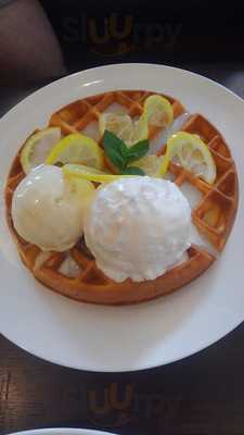 カフェ プレンヌ