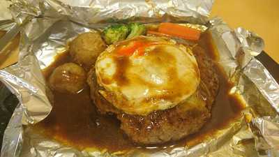 包みハンバーグsen Hepナビオ店