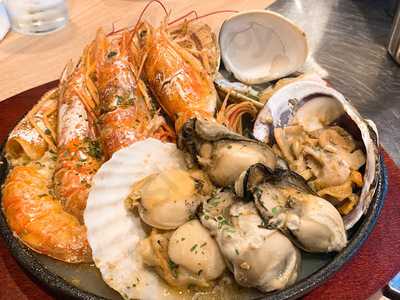 鉄板焼 吉与六 駅前店