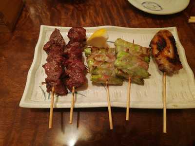 炭火串焼処 八重