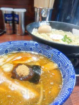 麺屋 しゃがら 弁天橋店