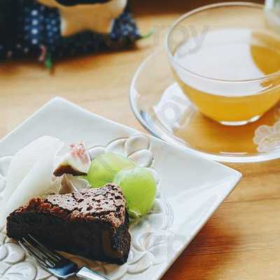 メディシナル カフェ ハルニレ