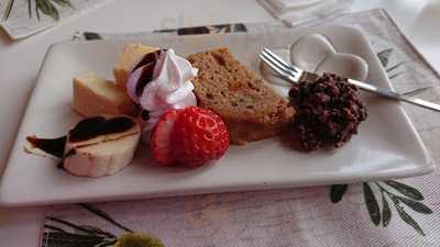 メディシナル カフェ ハルニレ