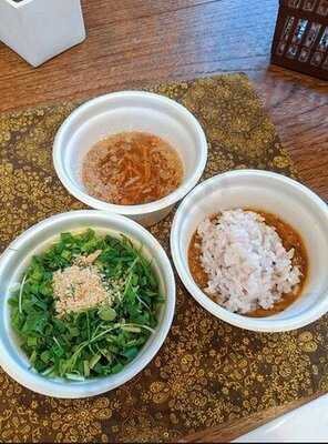 メディシナル カフェ ハルニレ