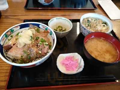 源七　くろとり食堂