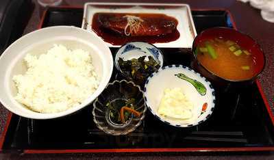 源七　くろとり食堂