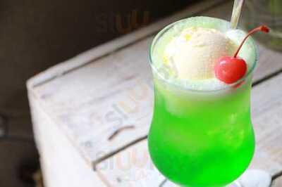 Kona Snow Coffee Roasters