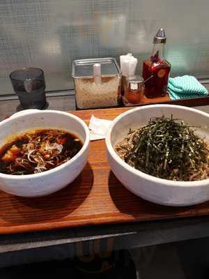 旨辛つけ蕎麦　滿まる