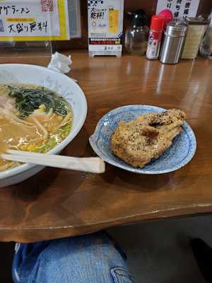 大衆食堂 紅陽軒