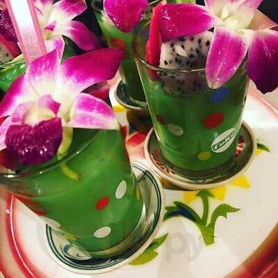 たべるつくるアジア サワディシンチャオ