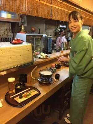 ぎをん縄手 とり安