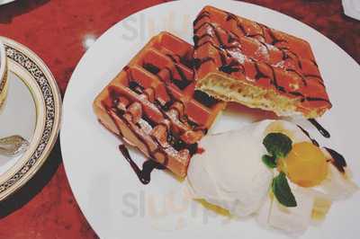 英国屋 コムズガーデン店