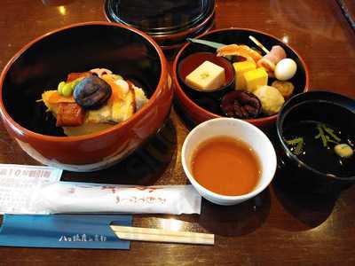 八つ橋庵しゃなり