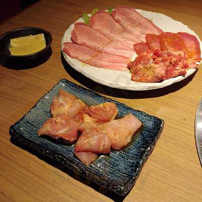 焼肉ロッヂ 西堀店