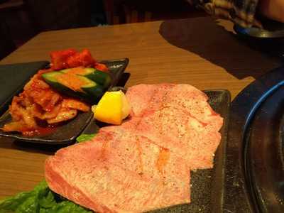 焼肉ロッヂ 西堀店