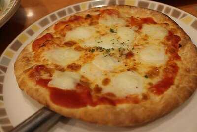 サイゼリヤ大阪日本橋駅前