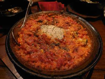 ニニョトラヴィエソ心斎橋