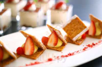 フレンチレストランluxele