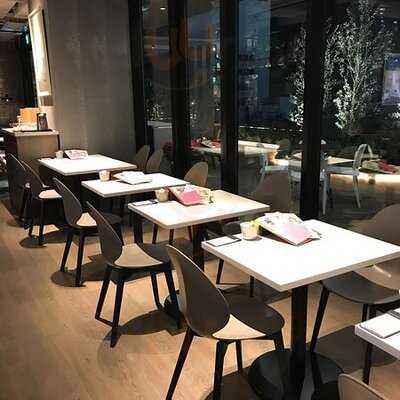 トゥッフェ 大丸心斎橋