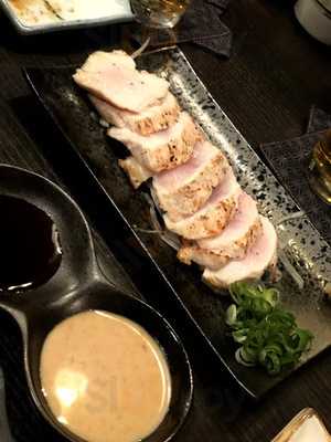 炭火やきとり 月 本店