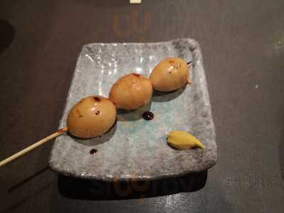 炭火やきとり 月 本店