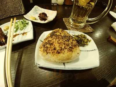 炭火やきとり 月 本店