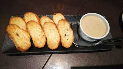 炭火やきとり 月 本店