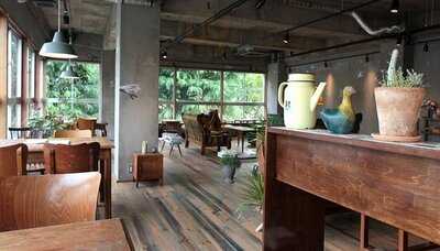 Cafe Marble 智恵光院店