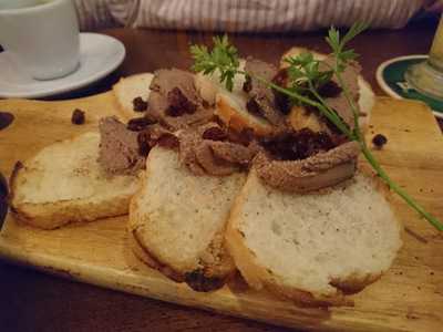 魚介イタリアンと薪ピザ イルアフェット