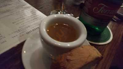 魚介イタリアンと薪ピザ イルアフェット