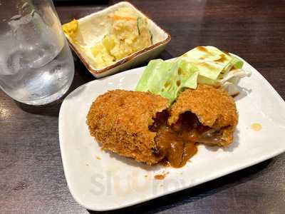 立呑み処七津屋　大阪駅前第4ビル店