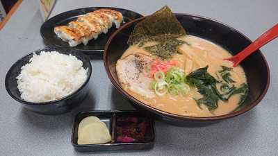 ラーメンとん太巻店