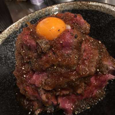 旅の途中の肉バル砂漠