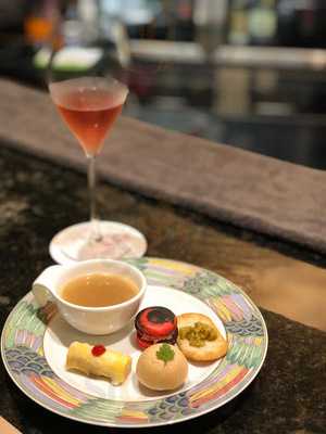 わいんばー あべ