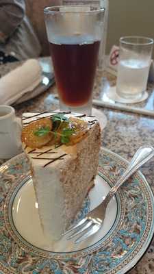 カフェカバリエ難波店