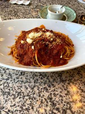 カフェカバリエ難波店