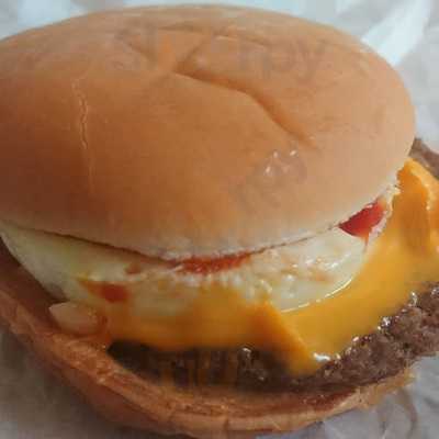 マクドナルド ４９号横越店