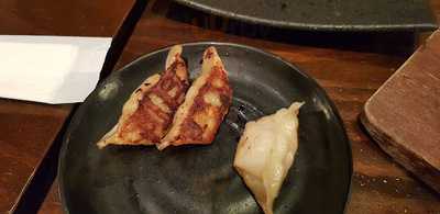 ご当地酒場 日の出横丁 富士八商店