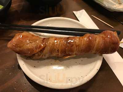 ご当地酒場 日の出横丁 富士八商店