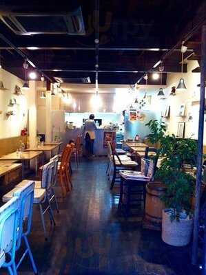 カフェ ギャルソン