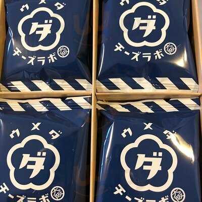 ウメダチーズラボ