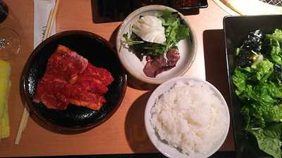 焼肉市場 高野店