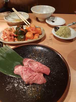 焼肉市場 高野店