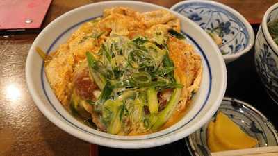 つうつうハイハイ店