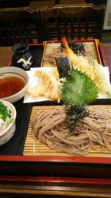 つうつうハイハイ店