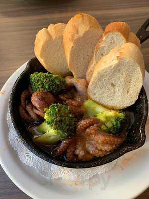 ビストロ 4-キャトル 本町