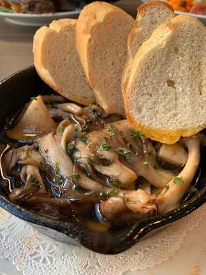 ビストロ 4-キャトル 本町