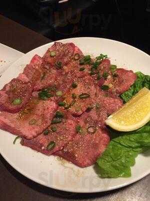 焼肉&薬膳鍋 Chan 難波店